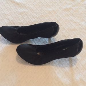 Women’s Size 8, Croft&Barrow Black heels.